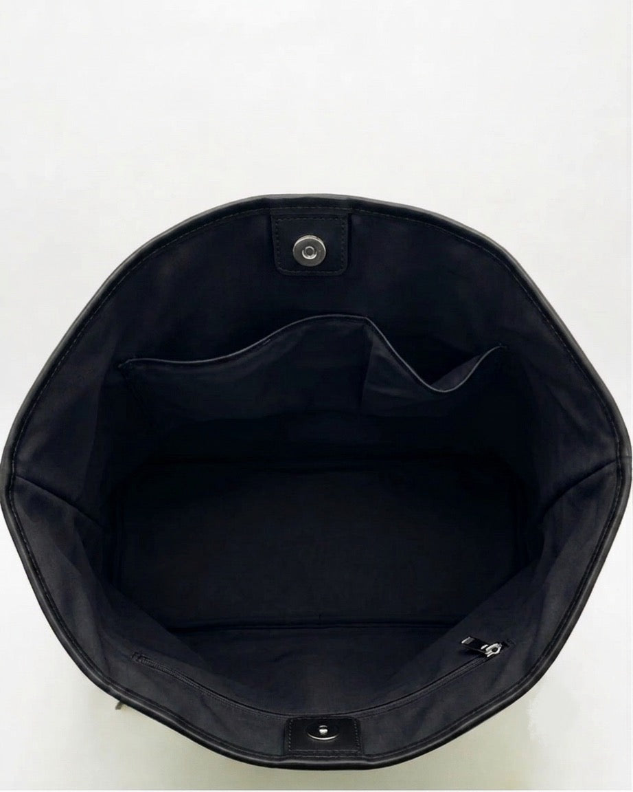 At Ease Tote | Deep Charcoal
